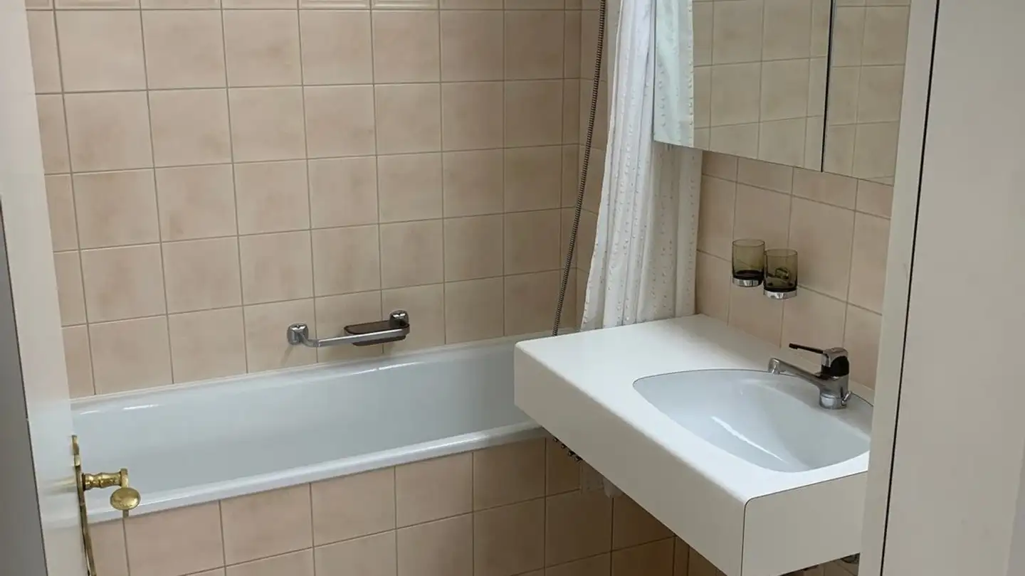 Apartment for rent - Glatttalstrasse, 8052 Zürich - Photo 3