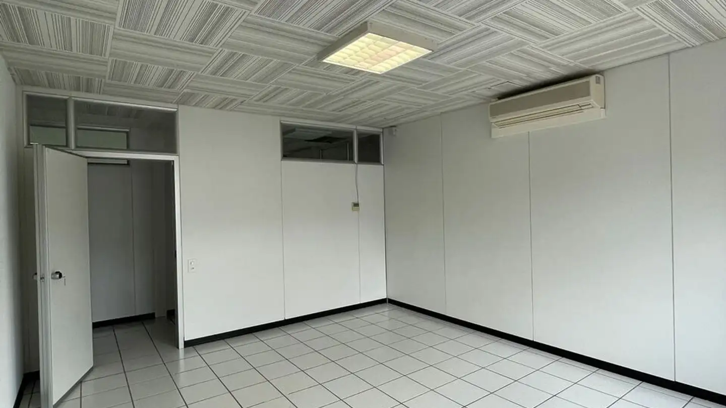 Bureau à louer - Via Cantonale, 6805 Mezzovico