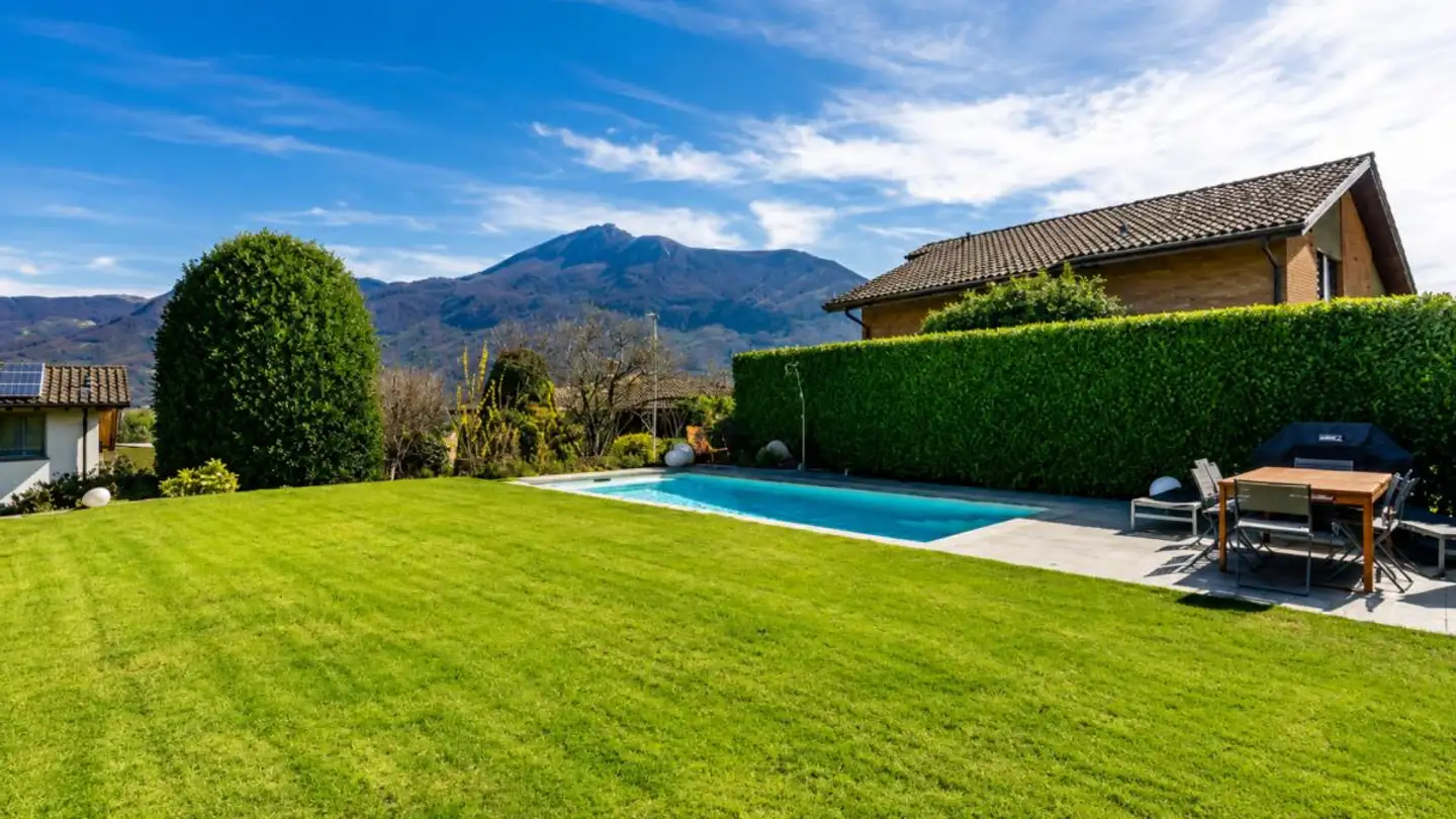 Single house for sale - 6948 Porza