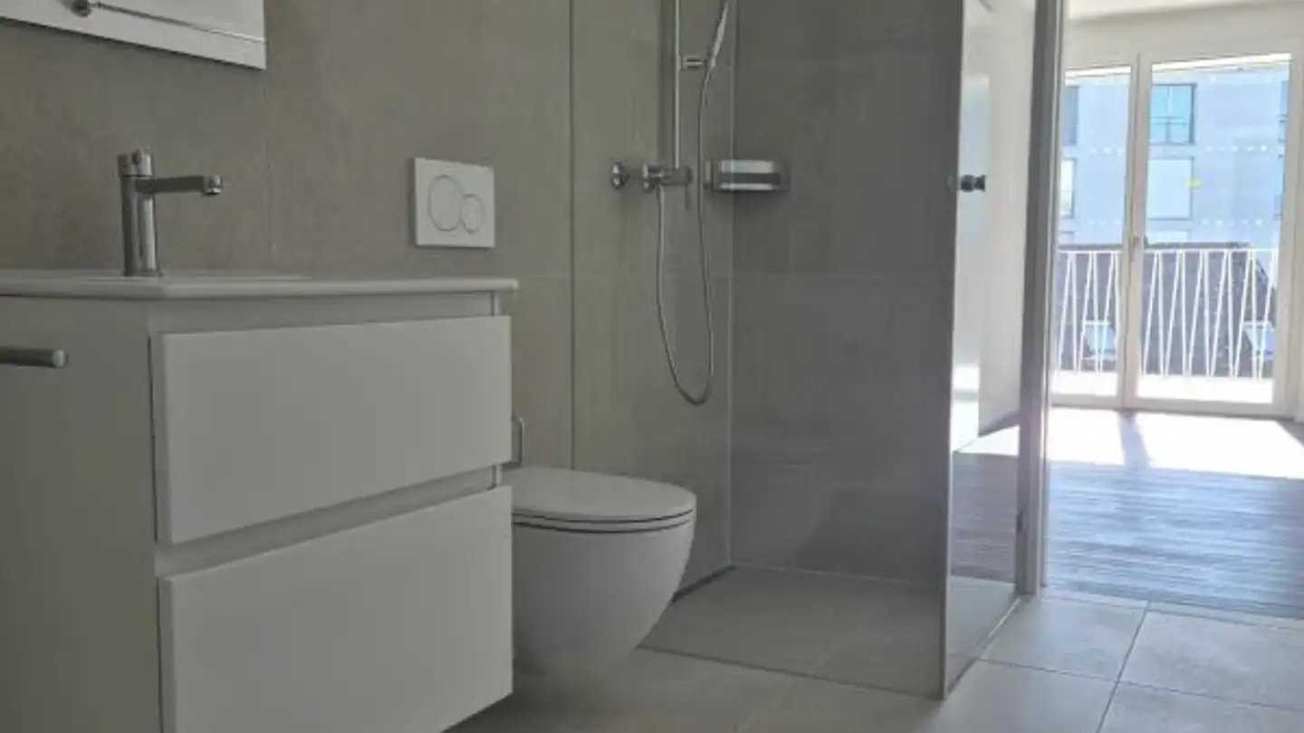 Wohnung mieten - Altwiesenstrasse 372, 8051 Zürich - Foto 3