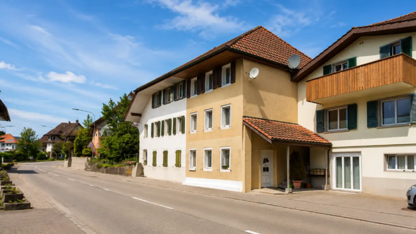 Residential building for sale - 4628 Wolfwil