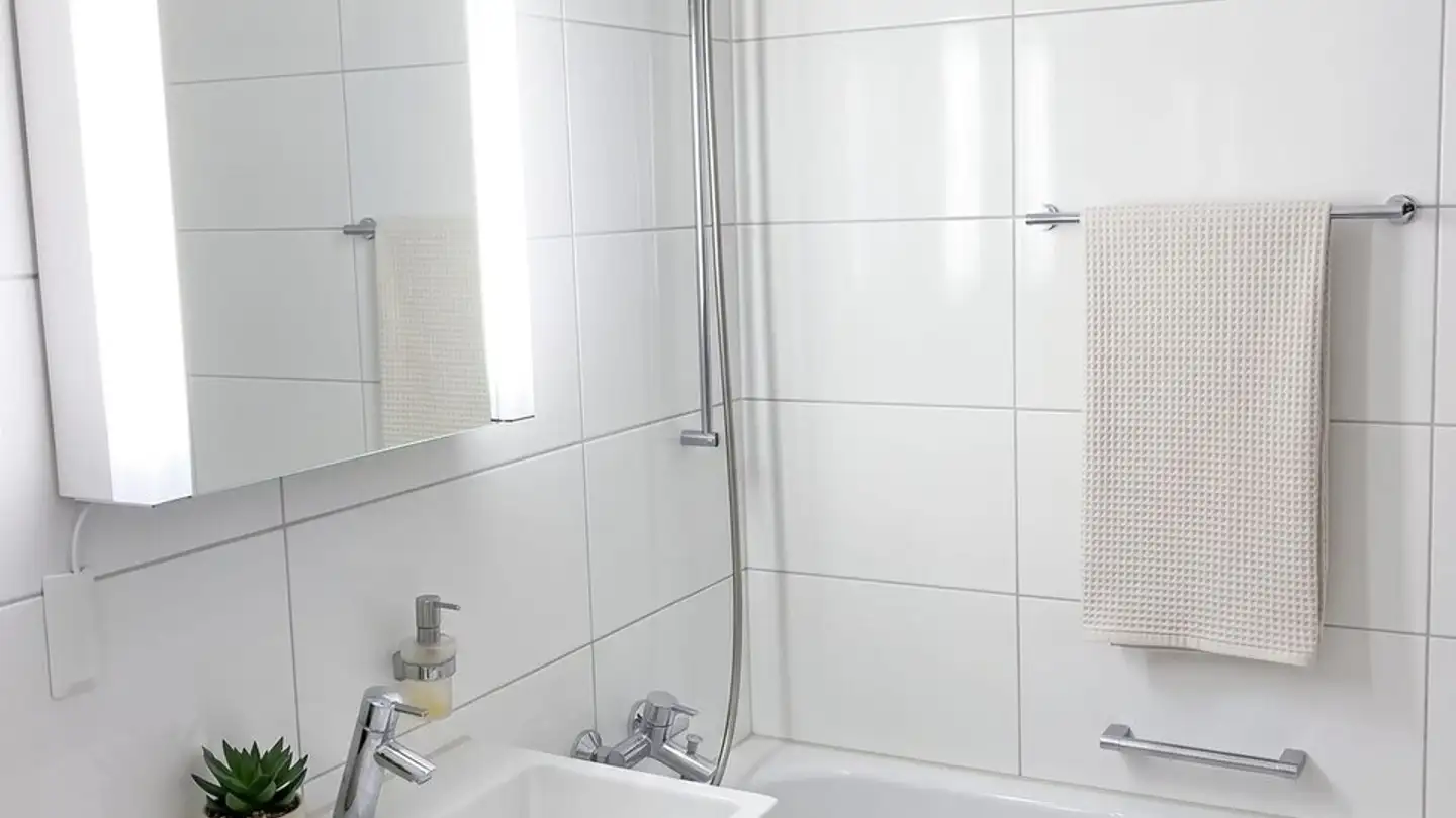 Appartement à louer - Favriweg, 3604 Thun - Photo 3