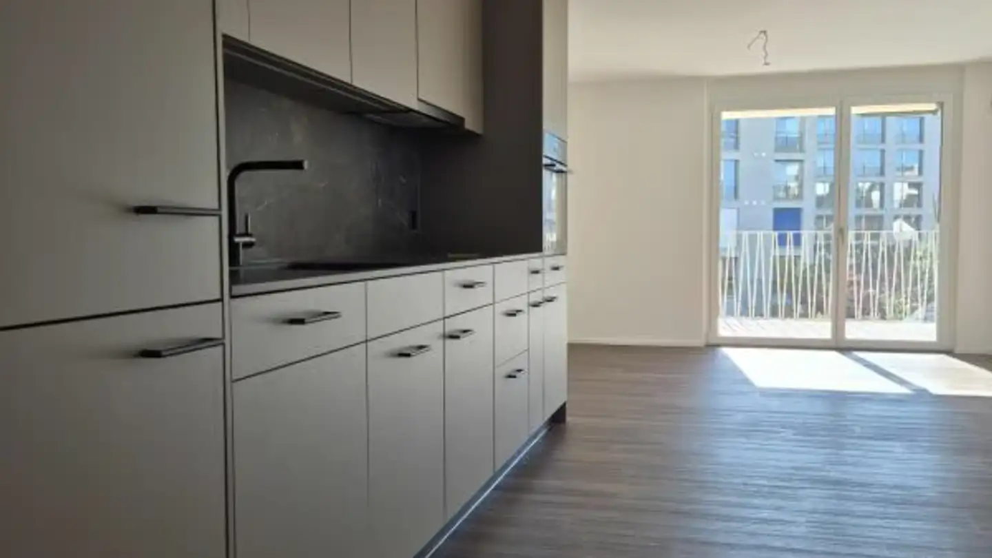 Wohnung mieten - Altwiesenstrasse 372, 8051 Zürich - Foto 2