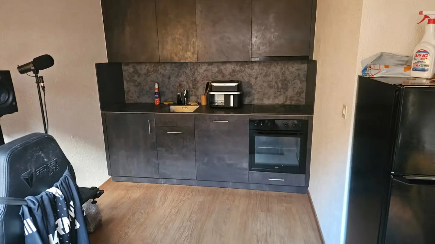 Apartment for rent - Route De Châtaignier, 1926 Fully