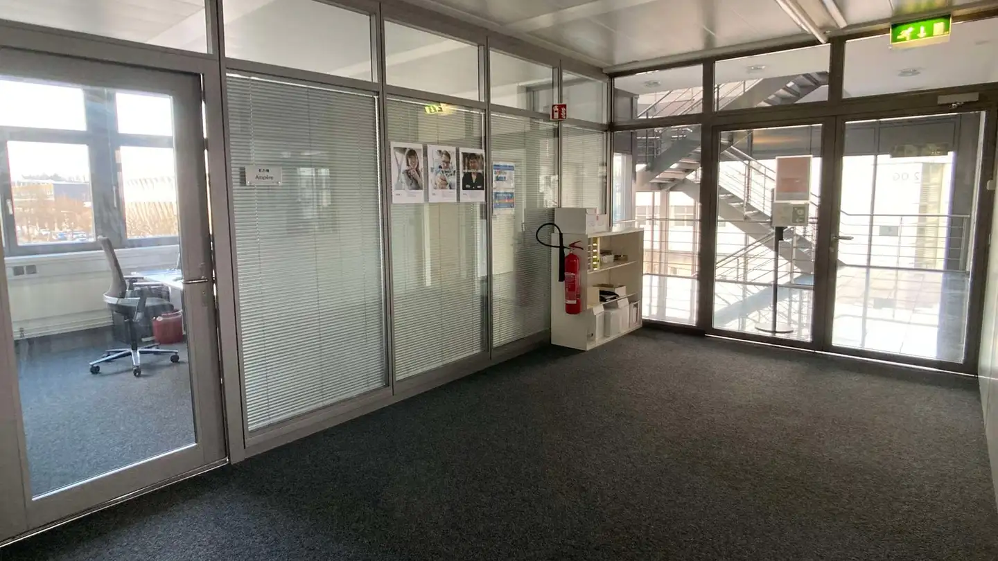 Bürofläche mieten - Im Langhag 14, 8307 Effretikon - Foto 2