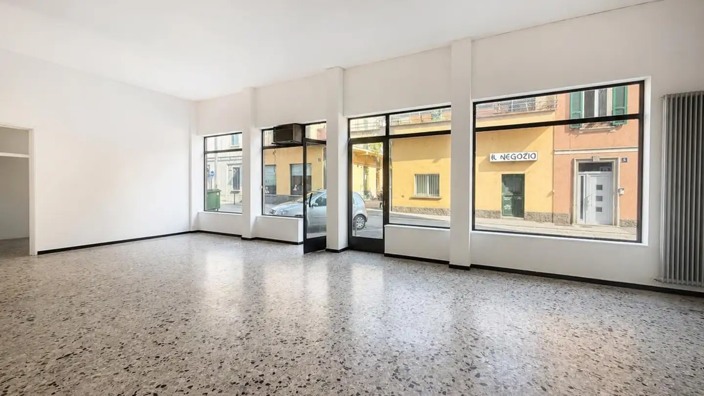 Geschäft mieten - Via Carlo Maderno 6, 6830 Chiasso