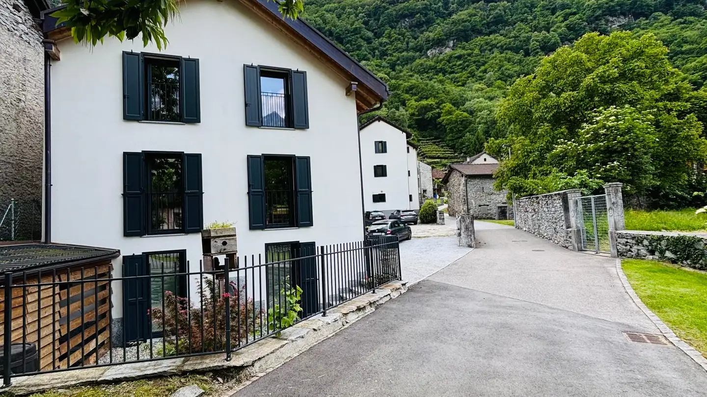 Einfamilienhaus kaufen - Piazza Della Chiesa 17, 6524 Moleno - Foto 2