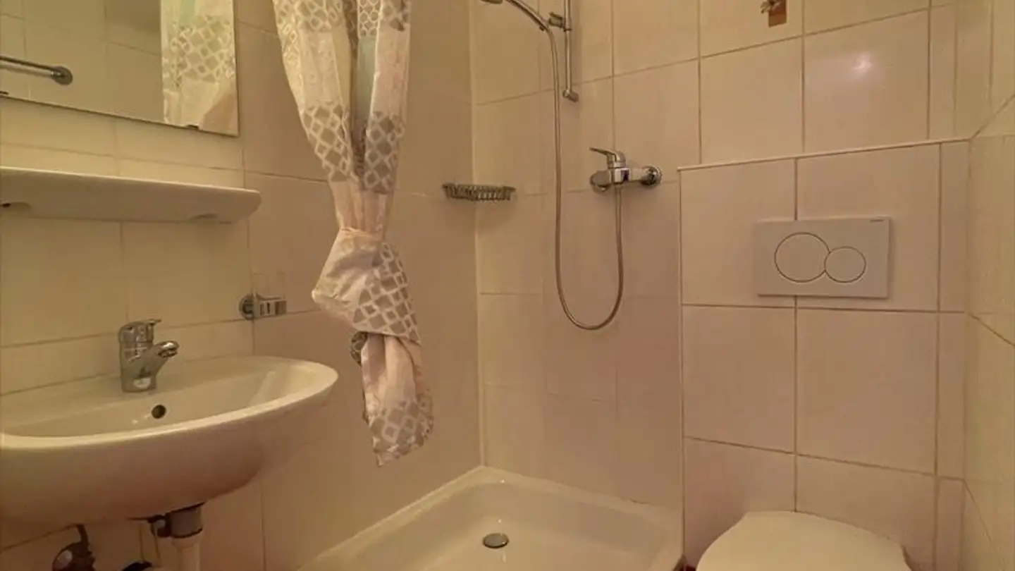 Appartamento in affitto - Chemin De Malakoff 24, 2400 Le Locle - Foto 2