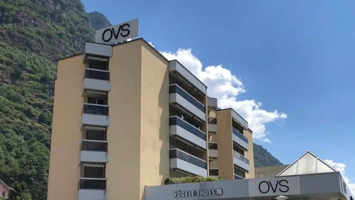 Mixed-use building for sale - Via Ai Noci 3, 6710 Biasca