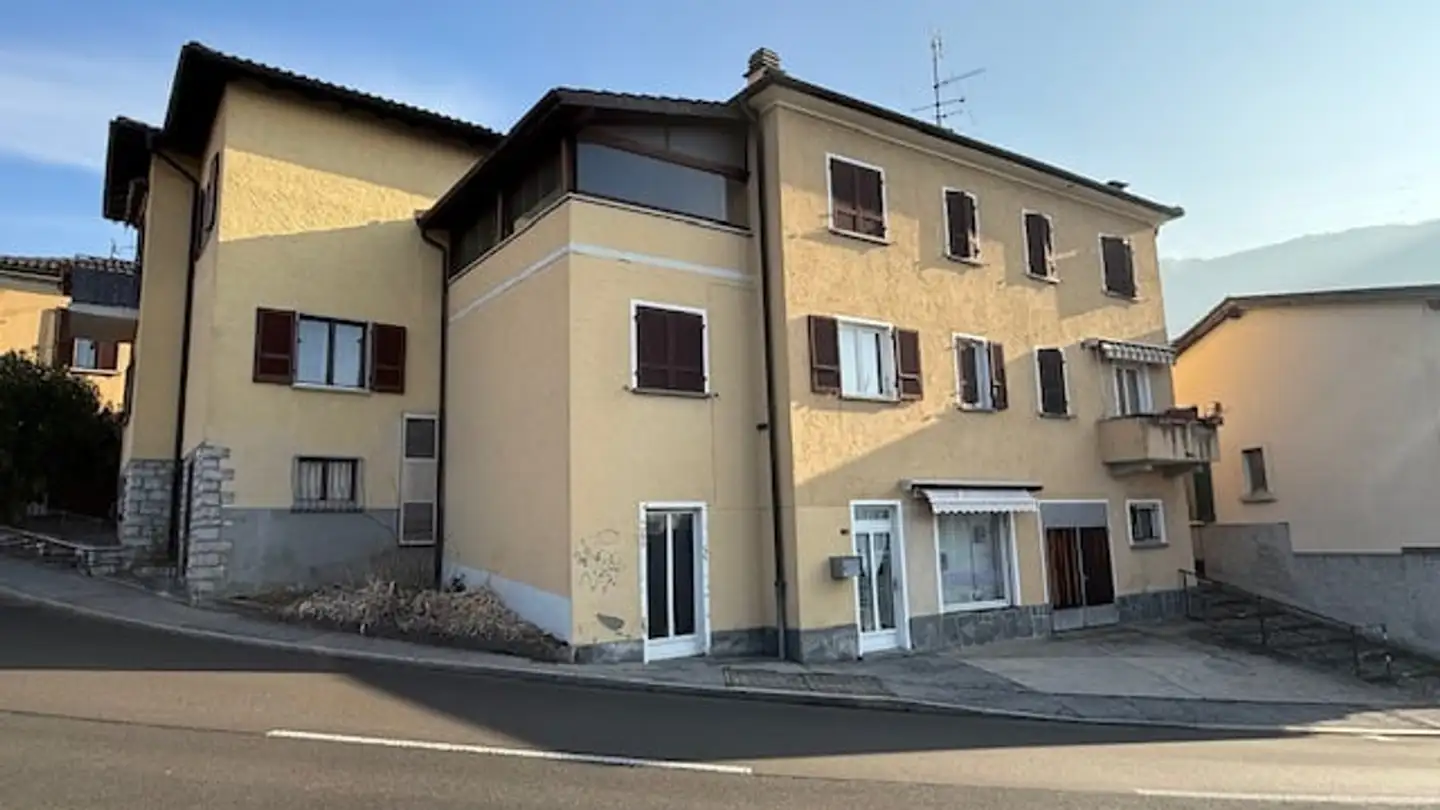 Single house for sale - 6967 Dino