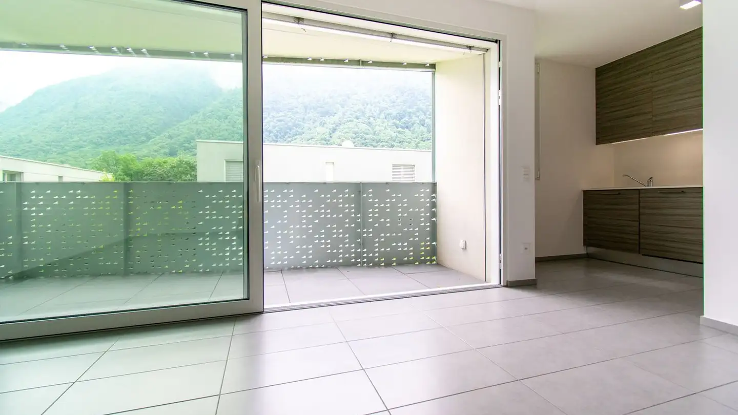 Apartment for rent - Via Dei Gelsi 4, 6533 Lumino - Photo 3