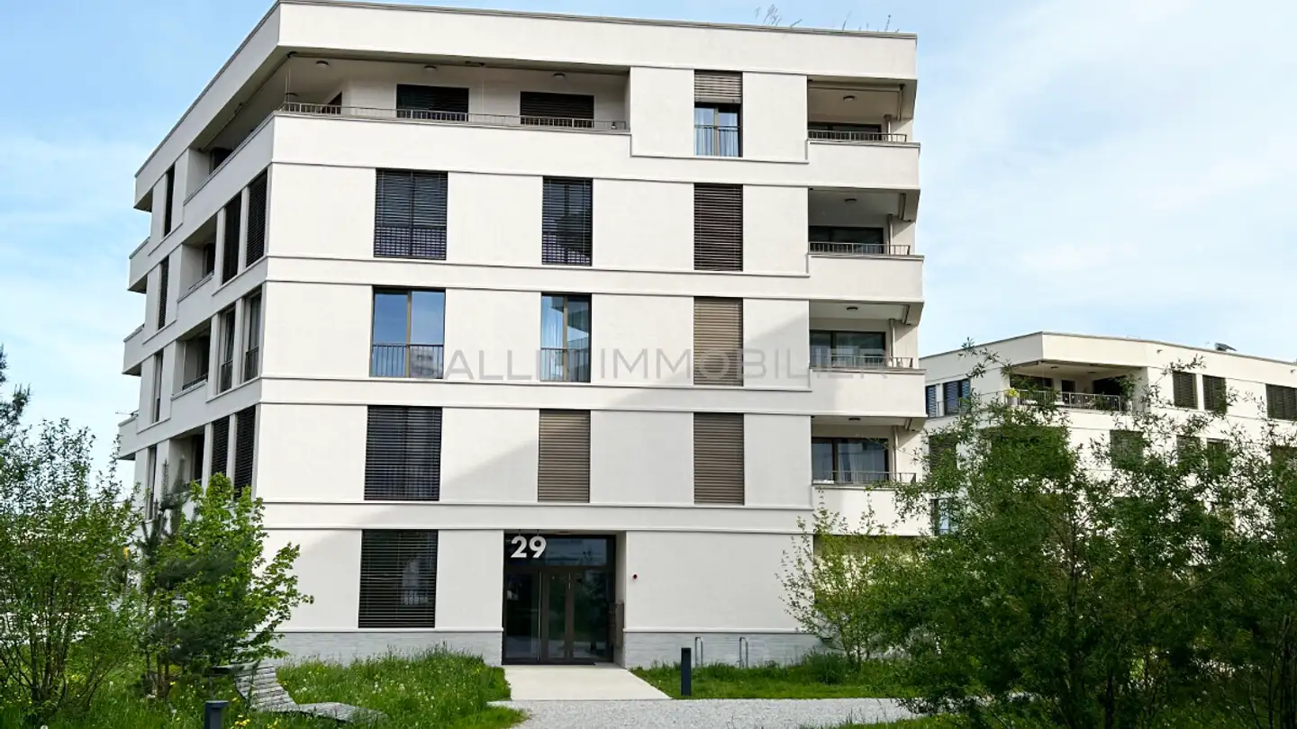 Dachgeschosswohnung mieten - Rue Des Frères-Lumière 29, 1723 Marly