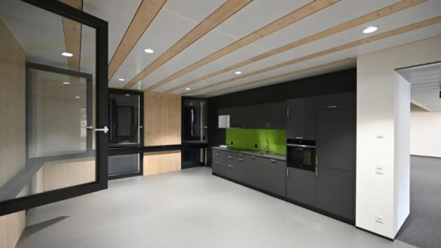 Bureau à louer - Route De Pra De Plan, 1618 Châtel-St-Denis - Photo 2