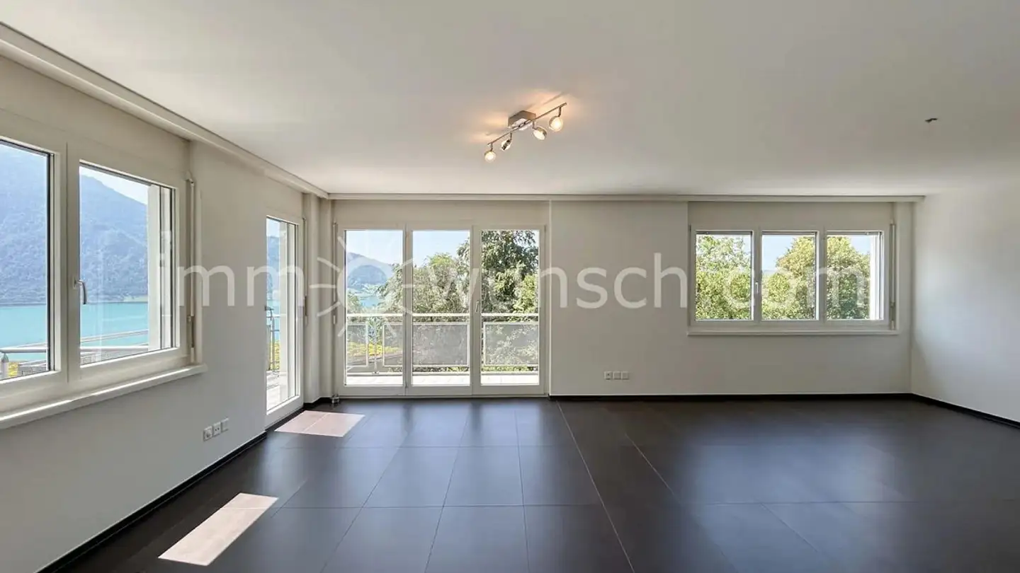 Stepped apartment for rent - Hintermettlen 2, 6318 Walchwil - Photo 2
