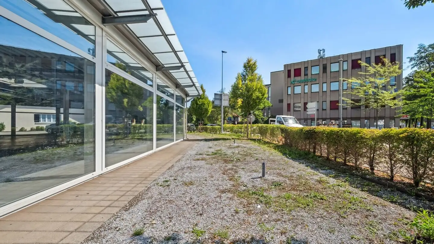 Commercial à louer - Zentralstrasse 54a, 5610 Wohlen AG - Photo 4