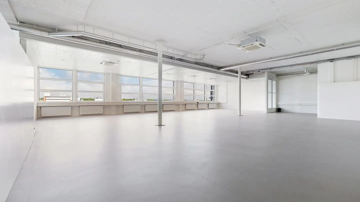 Bureau à louer - Uferstrasse 90, 4057 Basel