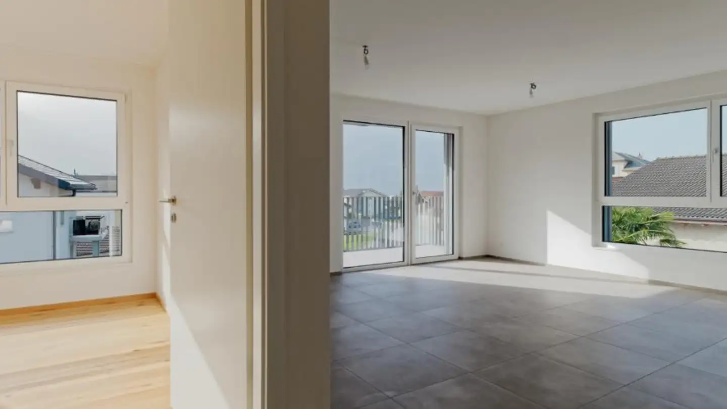 Apartment for rent - Rue de la Poya 24, 1964 Conthey - Photo 2