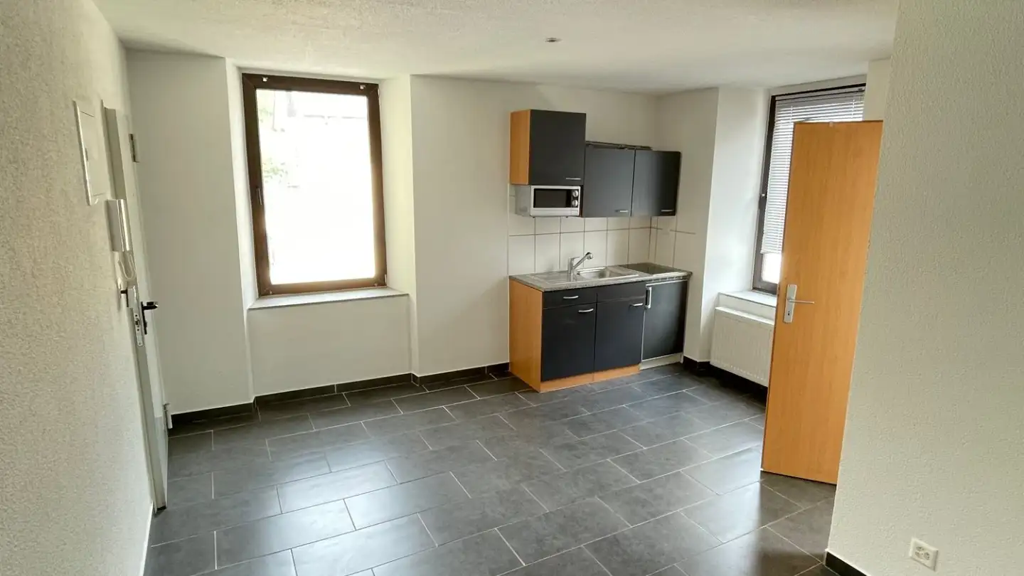 Appartement à louer - Place De La Gare 5, 2735 Malleray