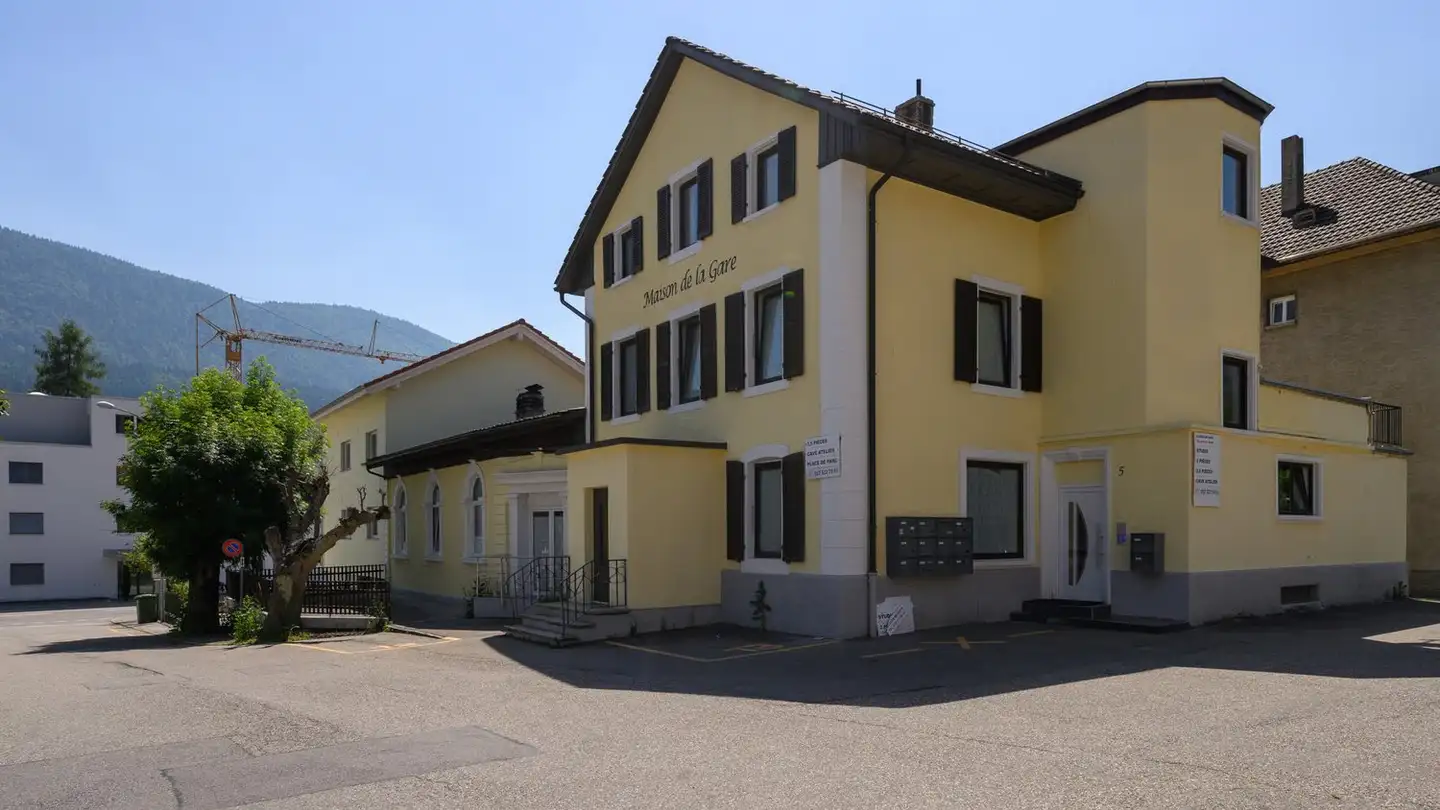 Appartement à louer - Place De La Gare 5, 2735 Malleray - Photo 3