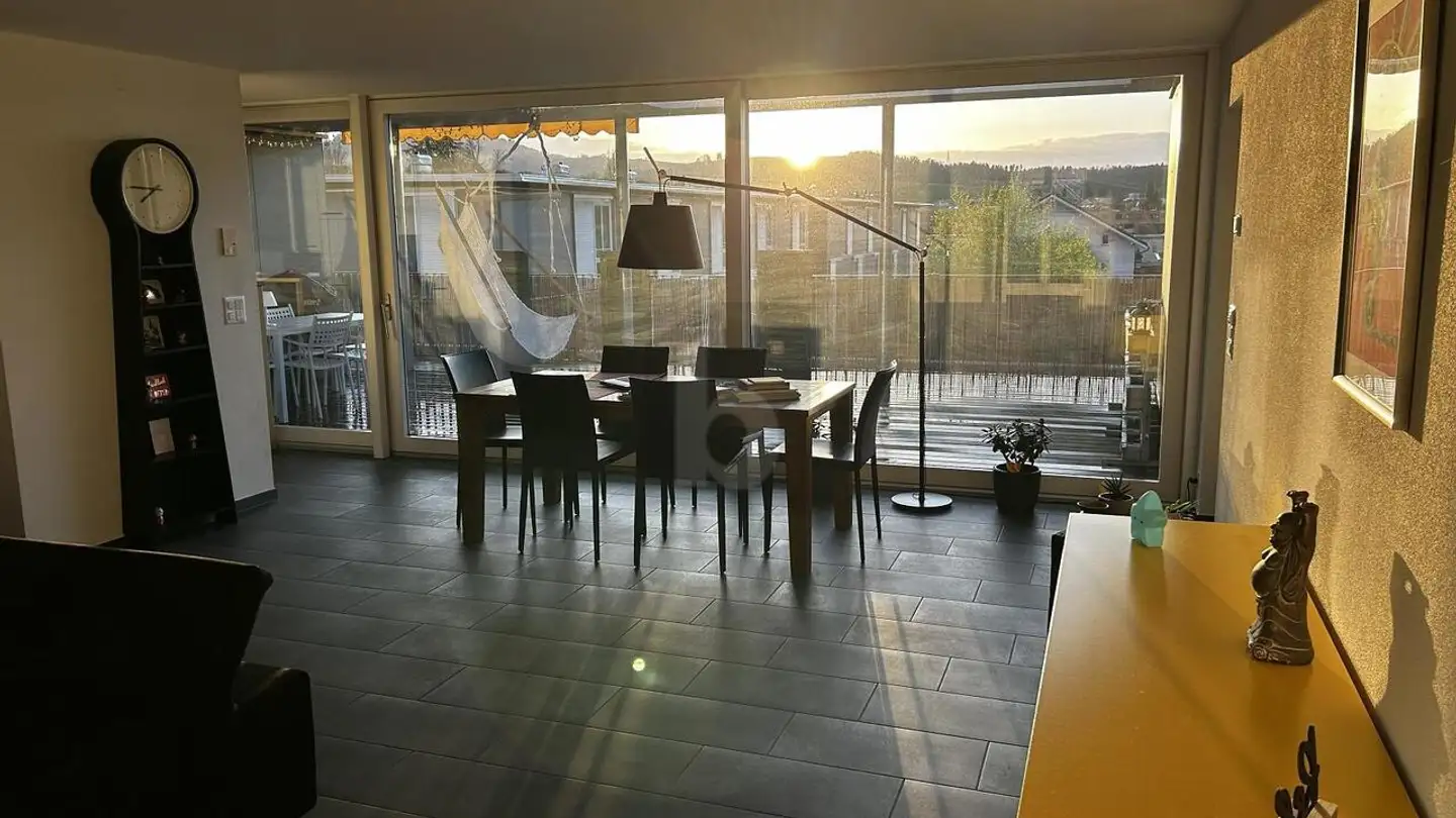Penthouse for rent - 5070 Frick
