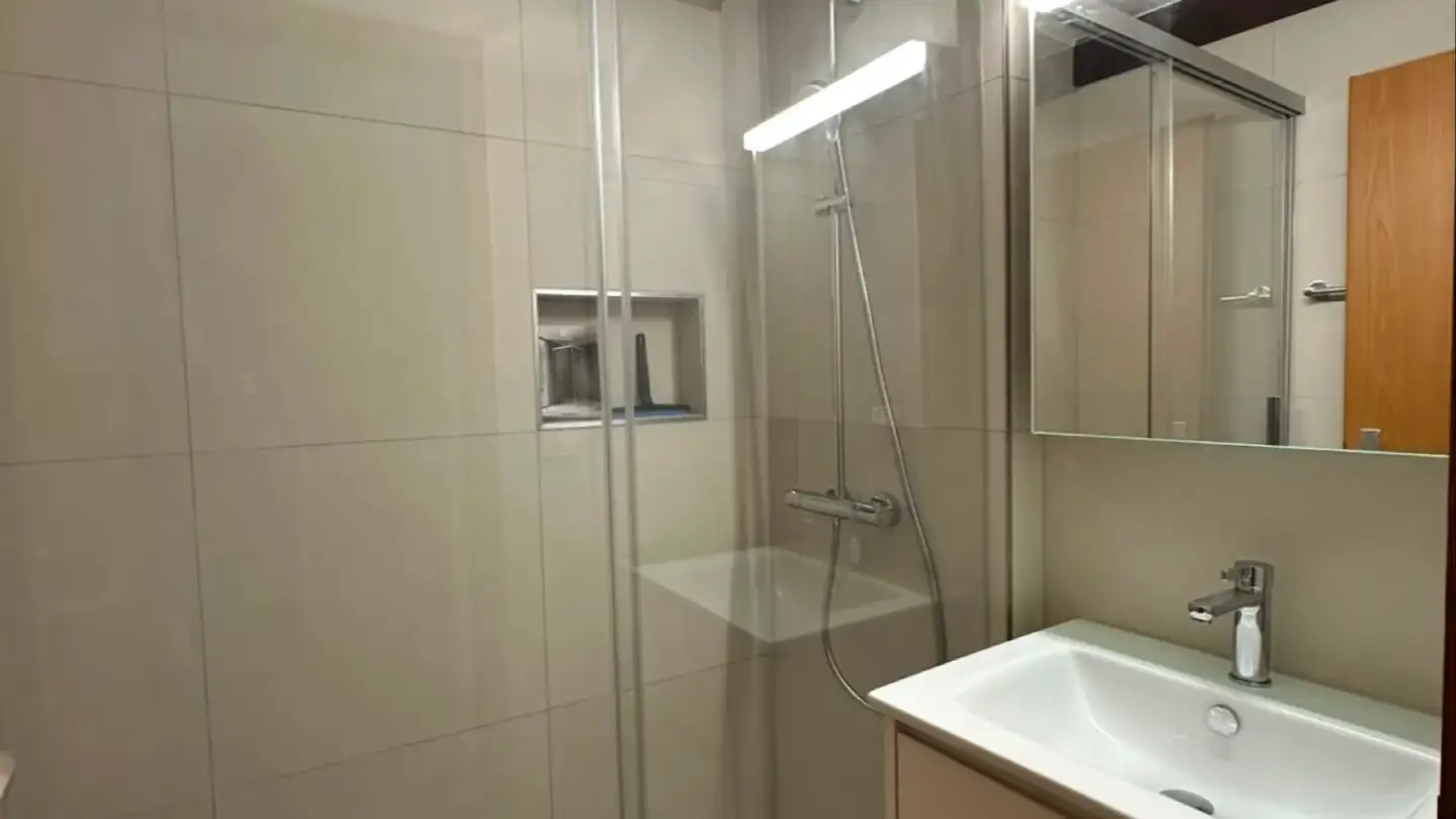 Wohnung mieten - Rue Du Collège 8, 2520 La Neuveville - Foto 3