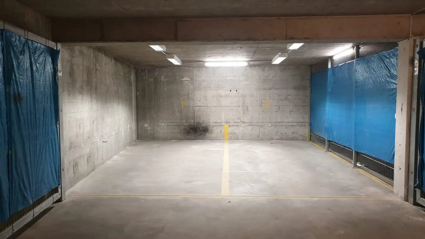 Doppelgarage mieten - Rue Des Agges 8, 1635 La Tour-de-Trême