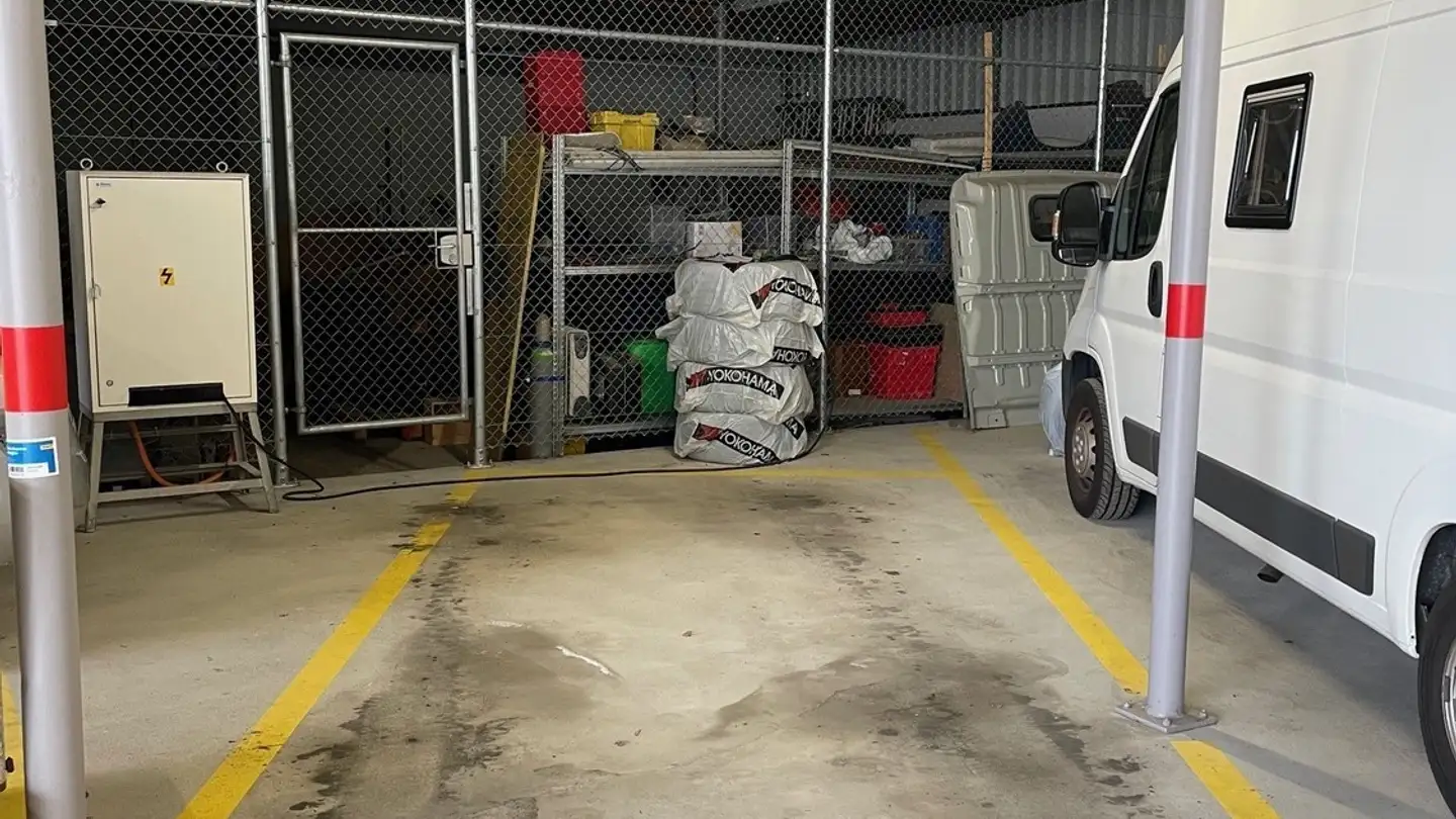 Parcheggio esterno in affitto - Steinbruggstrasse 21, 8165 Oberweningen - Foto 2