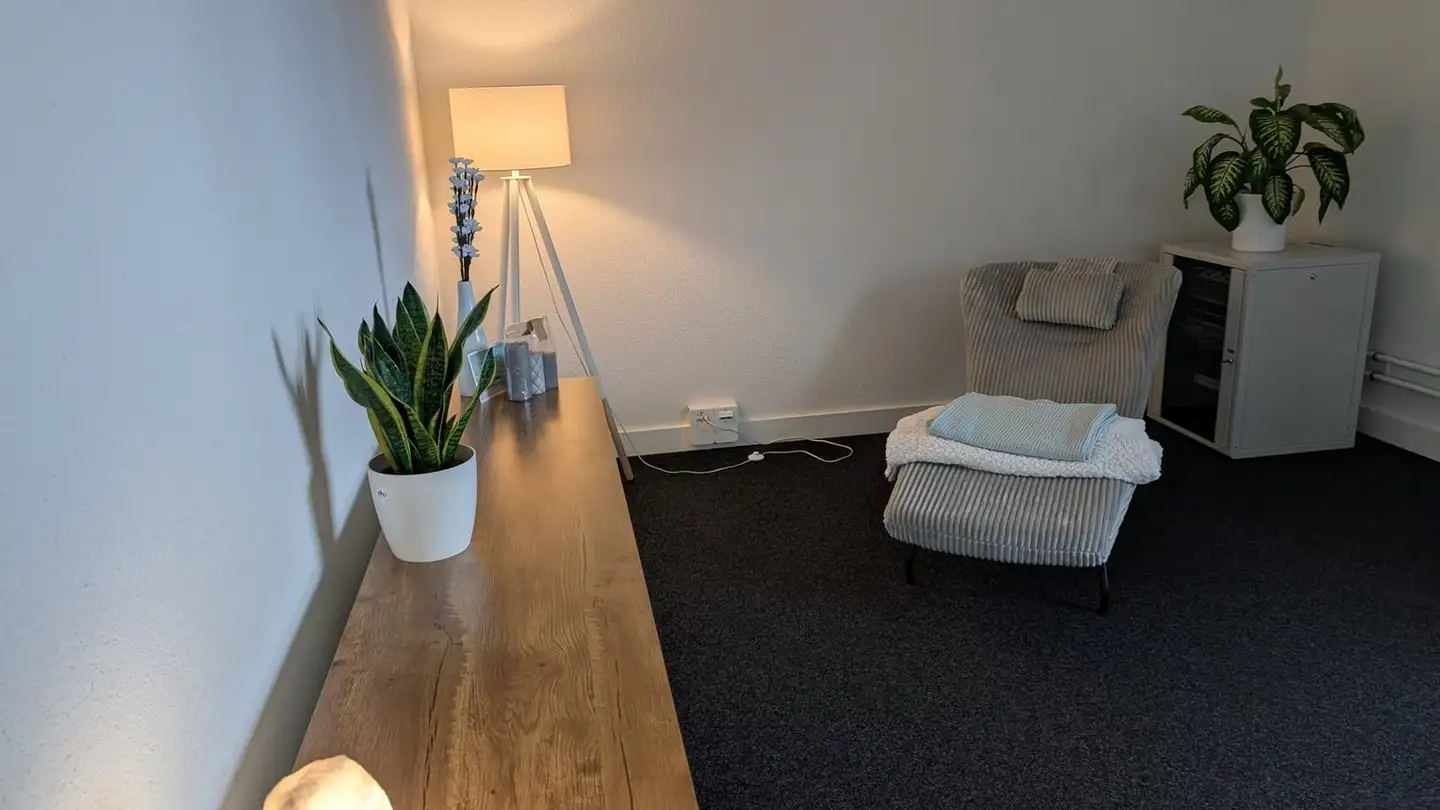 Gewerbe mieten - Bahnhofplatz 10, 8853 Lachen SZ - Foto 3