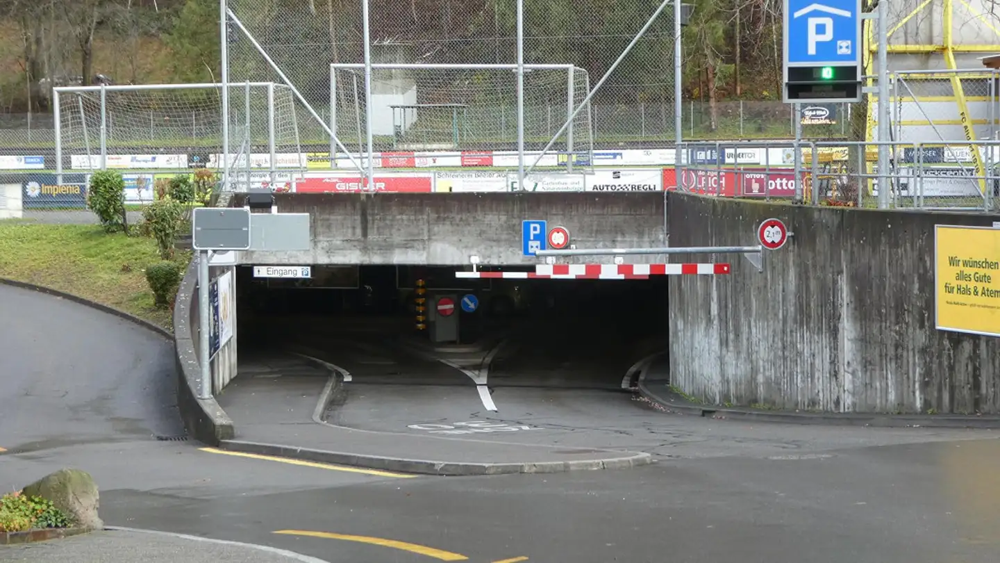 Underground parking space for rent - Schützengasse, 6460 Altdorf UR