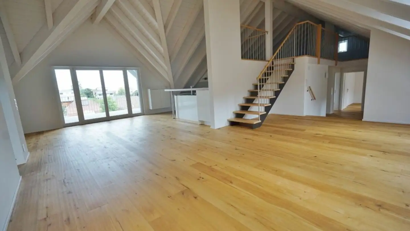 Dachgeschosswohnung mieten - Ettingerstrasse 15, 4108 Witterswil - Foto 2