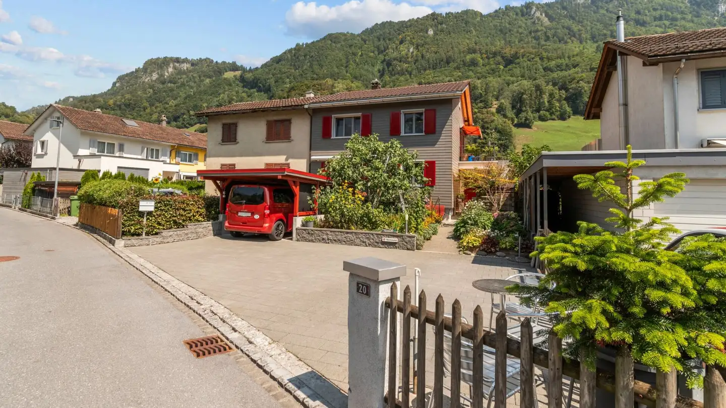 Semi-detached house for sale - Walcherguet 20, 8750 Glarus - Photo 2