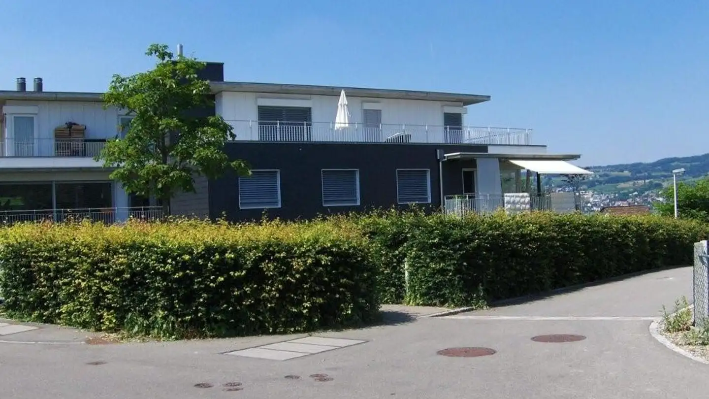 Tiefgaragenstellplatz mieten - Ziegelmattstrasse 21, 8810 Horgen