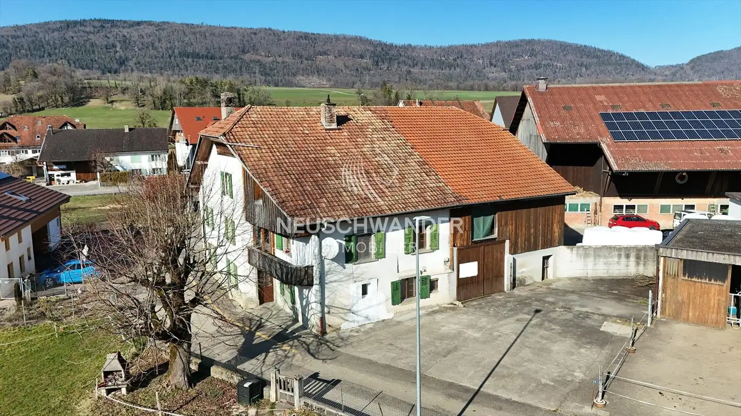 Commercial for sale - 2825 Courchapoix