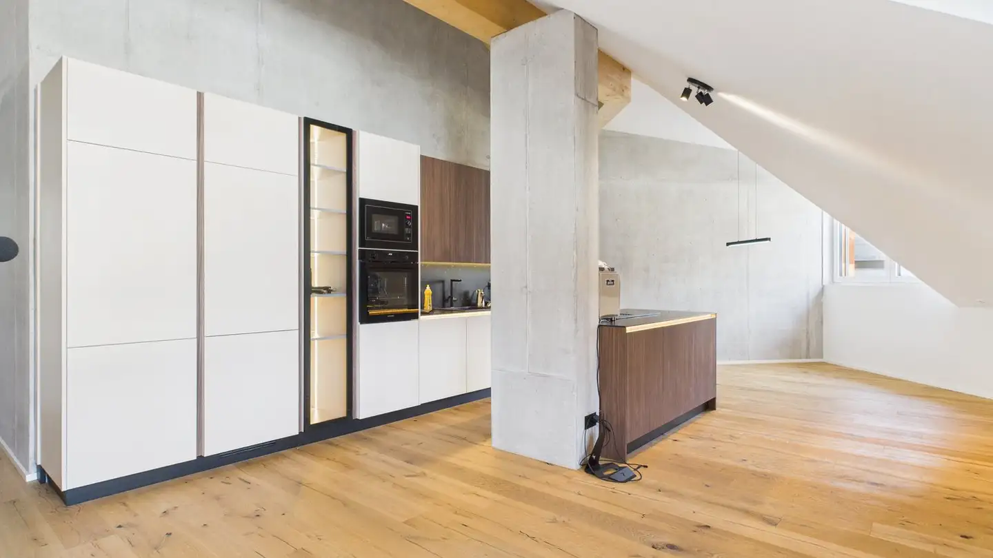 Attique à louer - Bankstrasse 53, 8750 Glarus