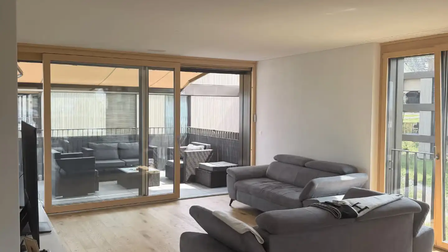 Penthouse for rent - Untere Schwandenstrasse, 8805 Richterswil - Photo 2
