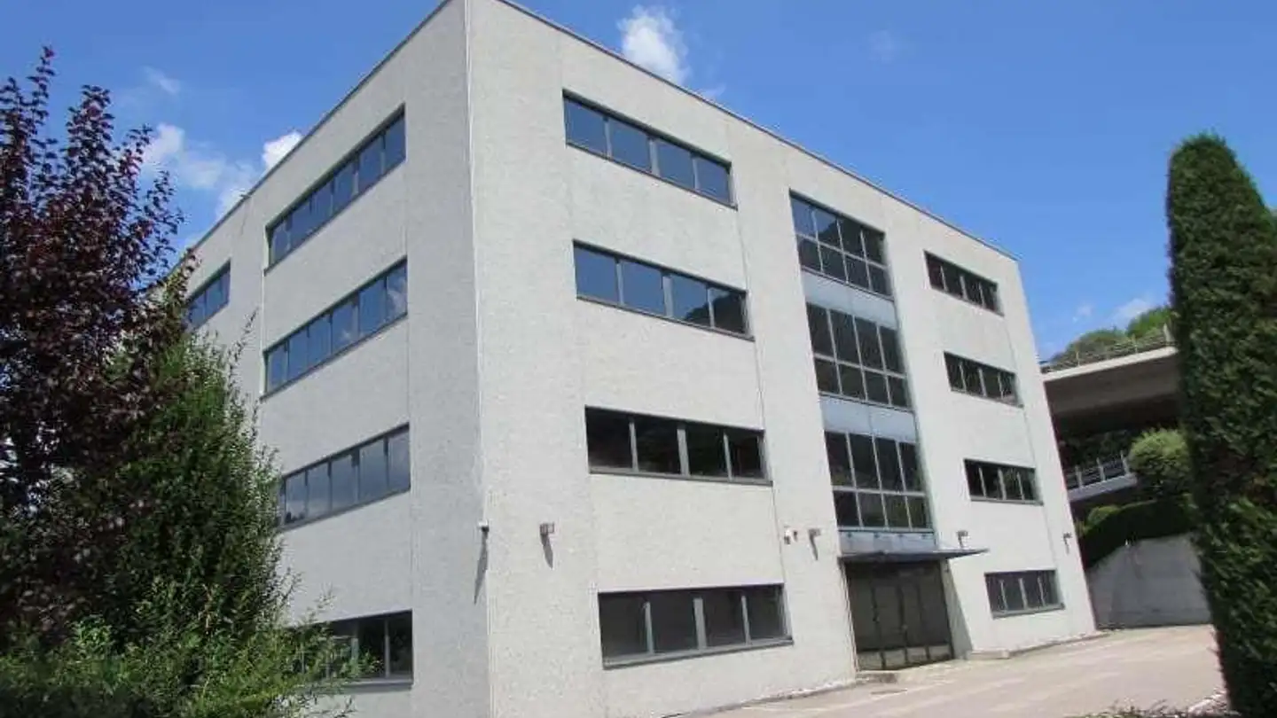 Office space for rent - Via Senago 42, 6912 Pazzallo