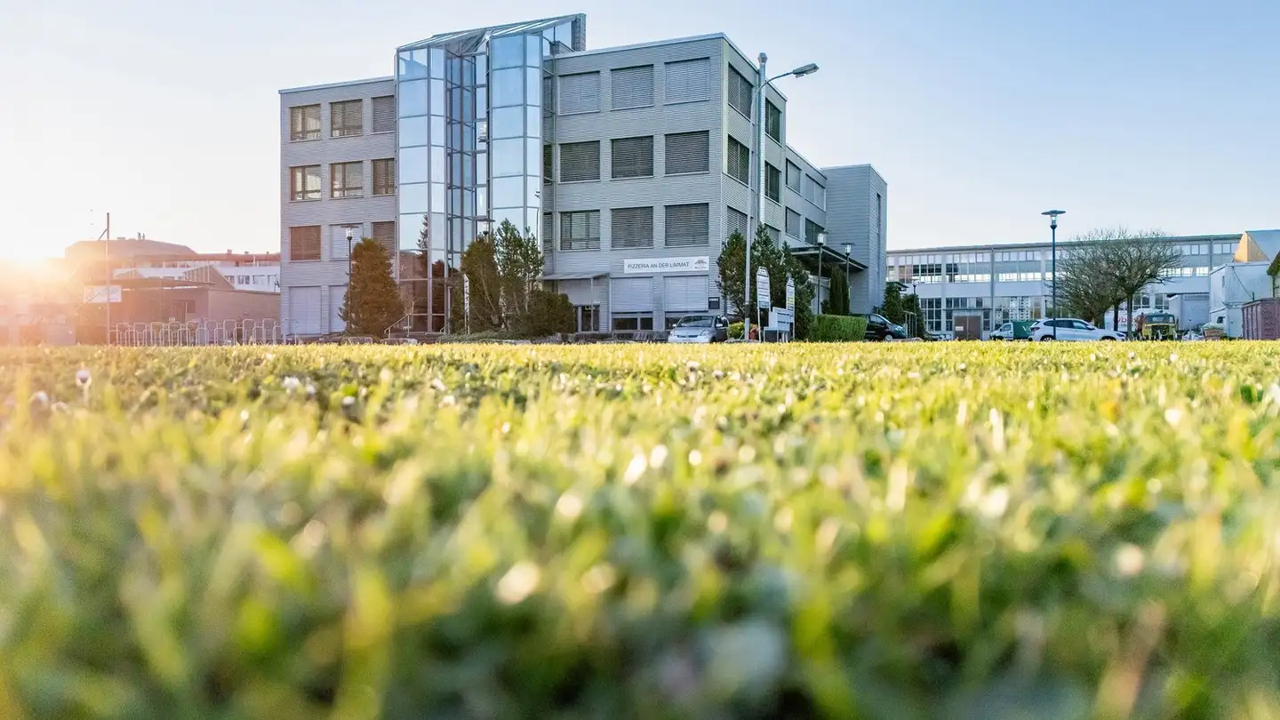 Industrieimmobilie mieten - Seestrasse 14a, 5432 Neuenhof - Foto 3