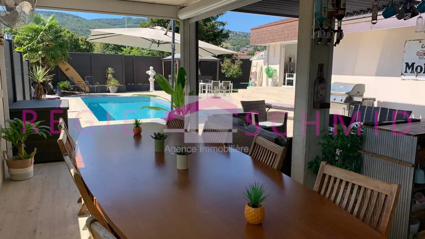 Villa in vendita - 1272 Genolier