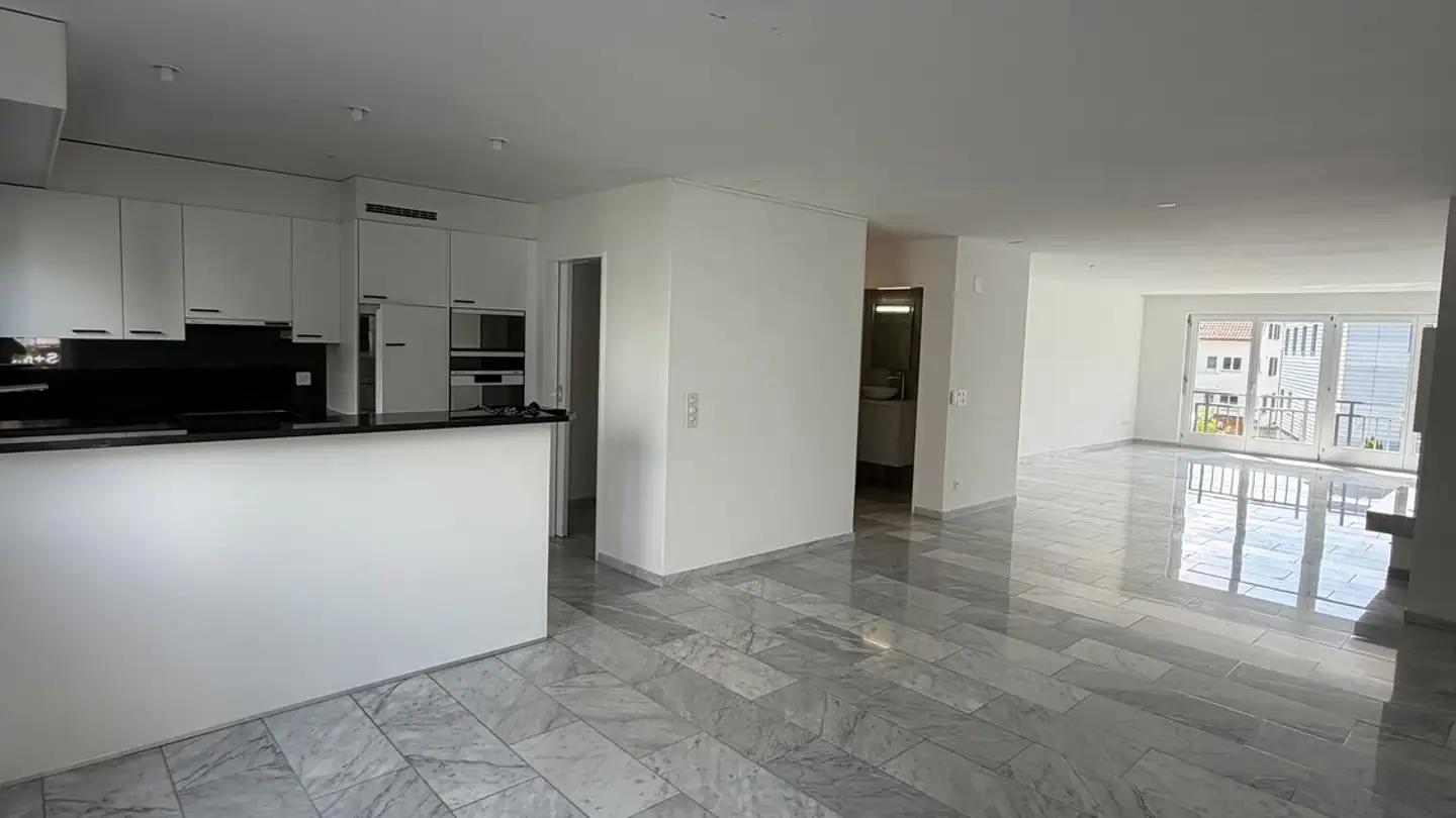 Wohnung mieten - Zentralstrasse 128, 8212 Neuhausen am Rheinfall - Foto 2