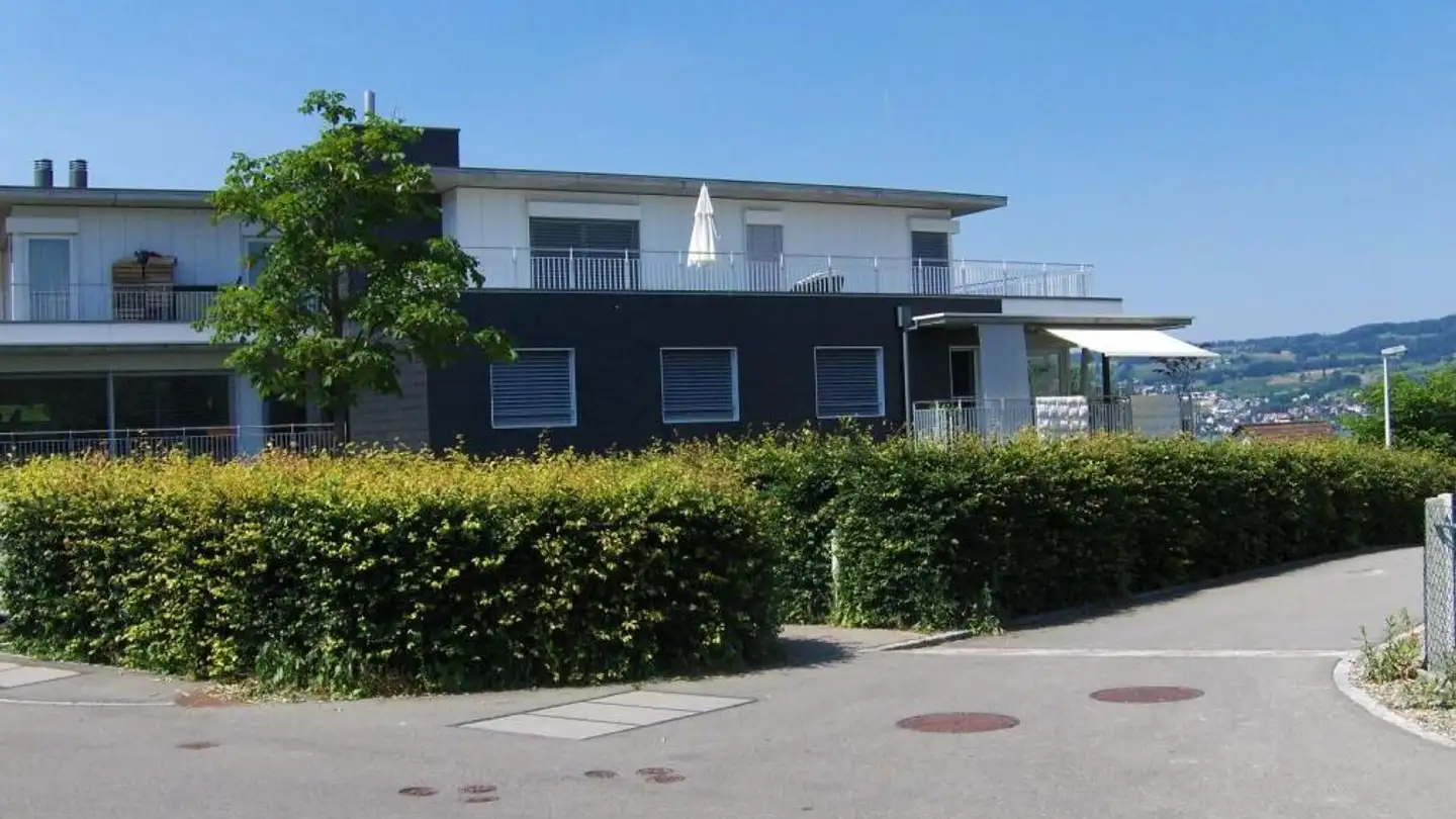 Tiefgaragenstellplatz mieten - Ziegelmattstrasse 21, 8810 Horgen