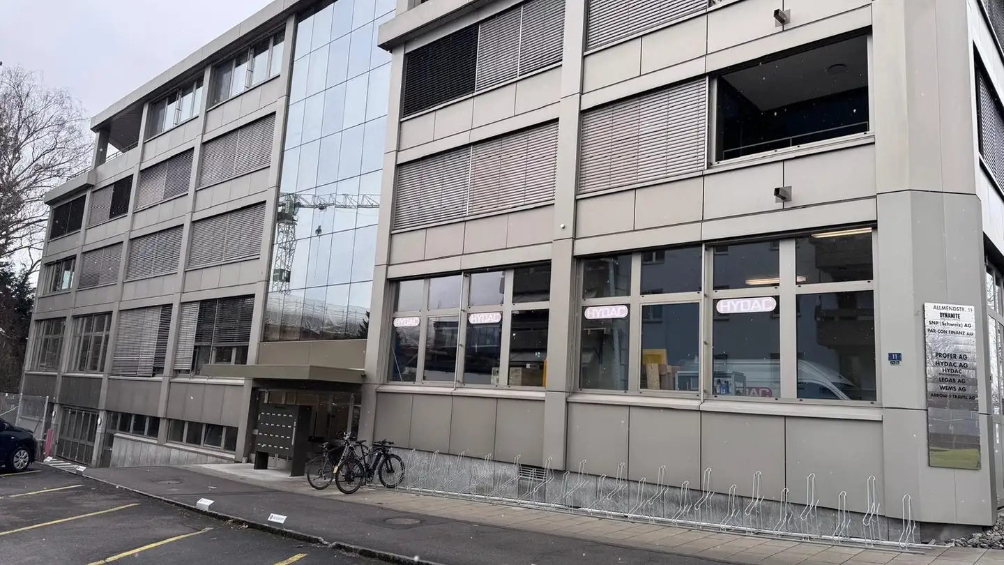 Commercial à louer - Allmendstrasse 11, 6312 Steinhausen - Photo 2