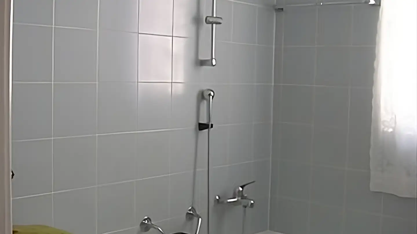 Apartment for rent - Via Gerre 2, 6710 Biasca - Photo 3