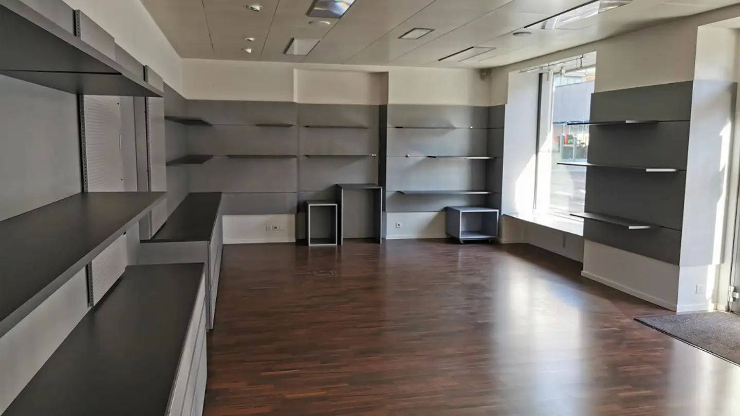 Spazio ufficio in affitto - Bahnhofstrasse 25, 6440 Brunnen - Photo 2