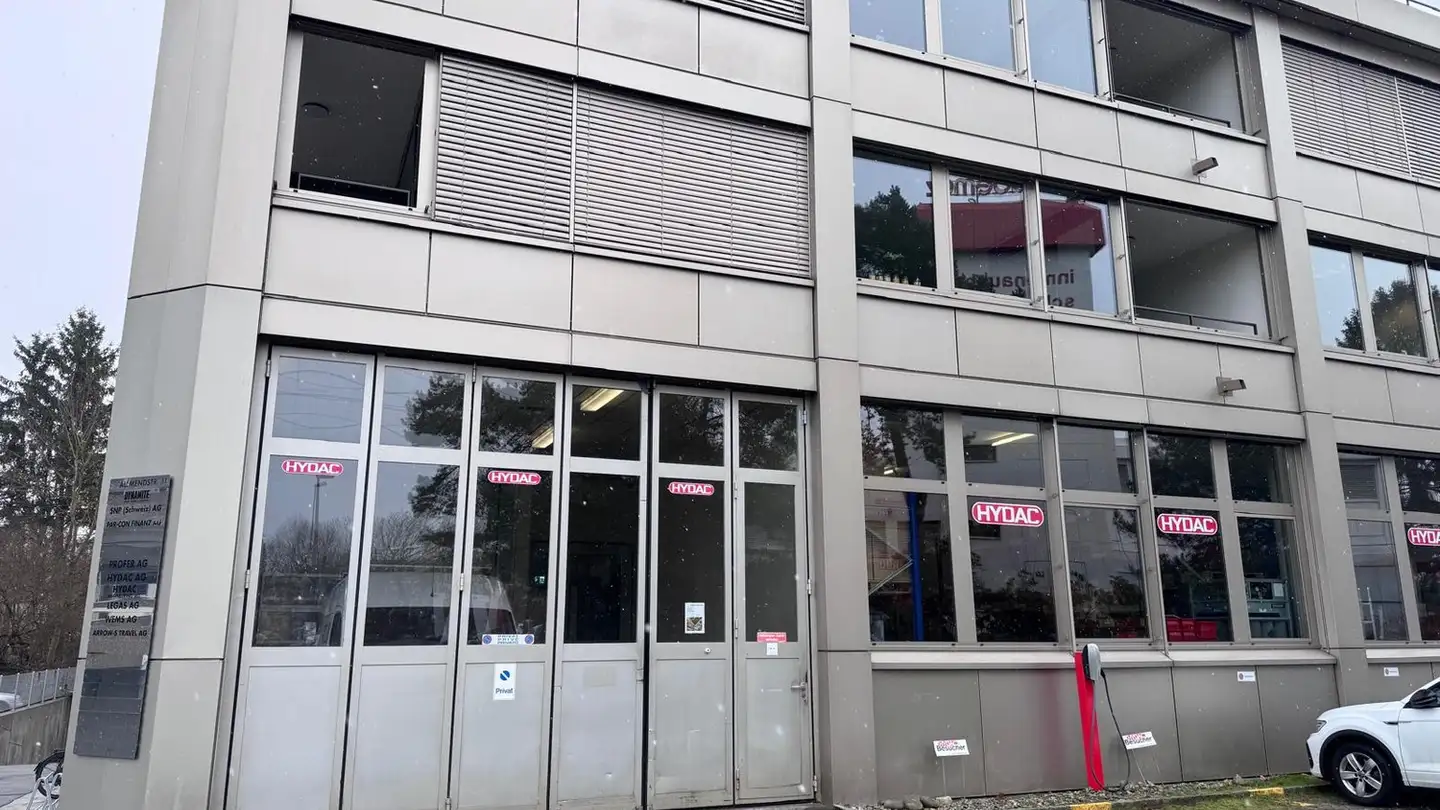 Bureau à louer - Allmendstrasse 11, 6312 Steinhausen - Photo 2