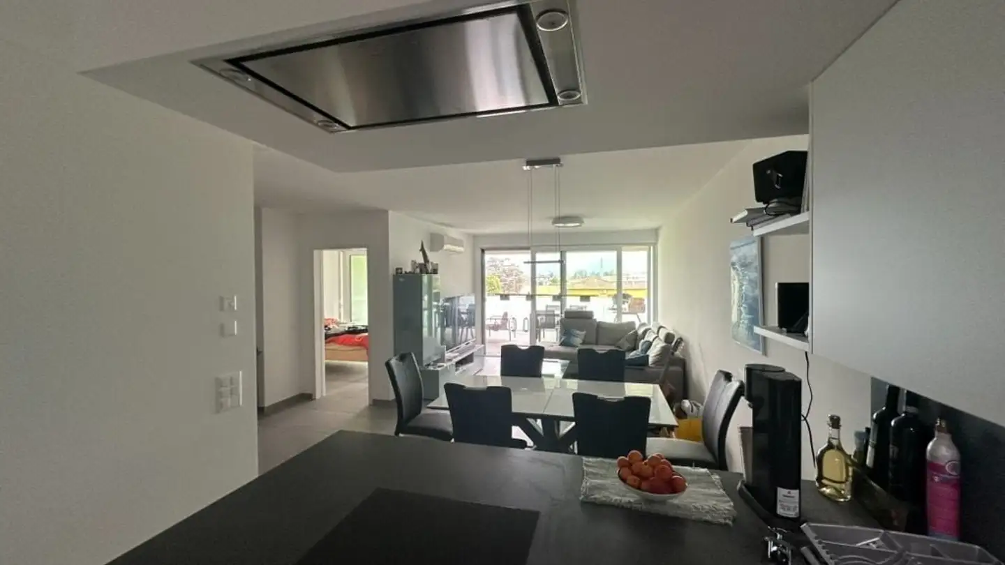 Appartamento in affitto - Via Cugnoli 6, 6572 Quartino - Photo 2