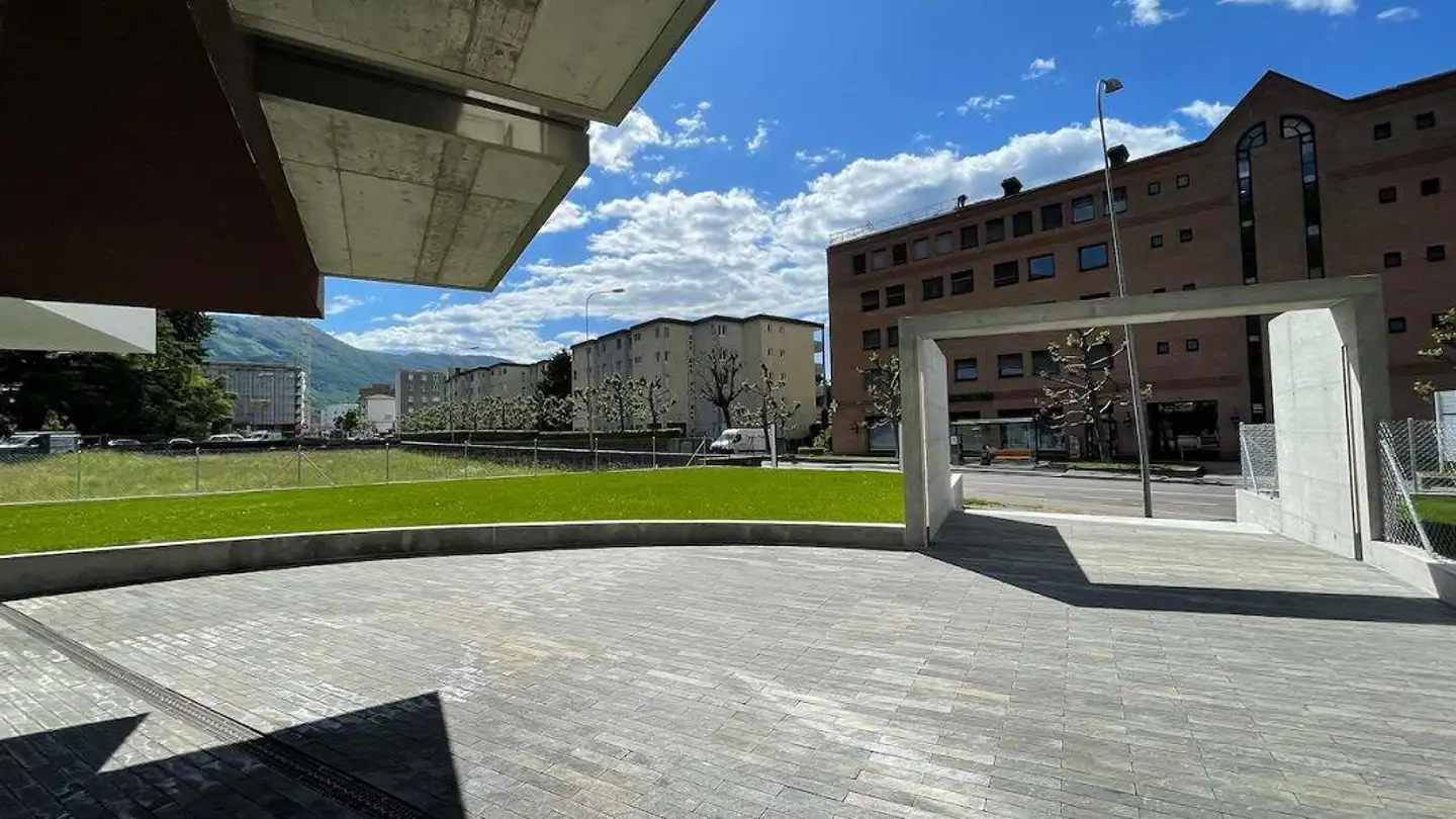 Bureau à louer - Via Saleggi 1, 6512 Giubiasco