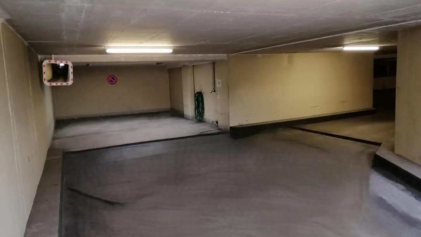 Place de parking souterraine à louer - Unterdorfstrasse 8a, 9443 Widnau - Photo 3