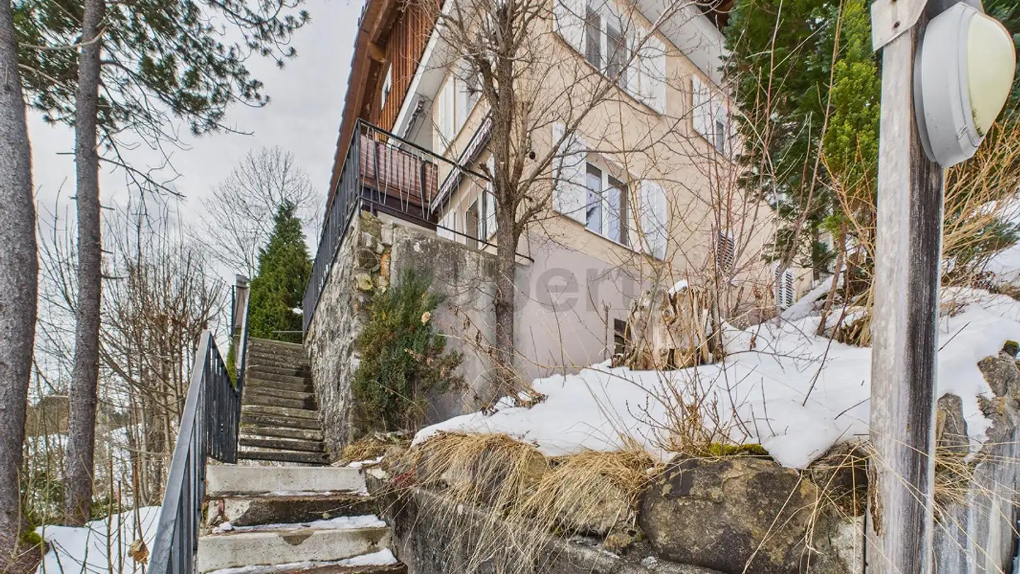 Mehrfamilienhaus kaufen - 8843 Oberiberg