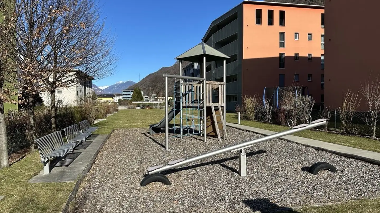 Appartamento in affitto - Via Cantonale 17, 6532 Castione