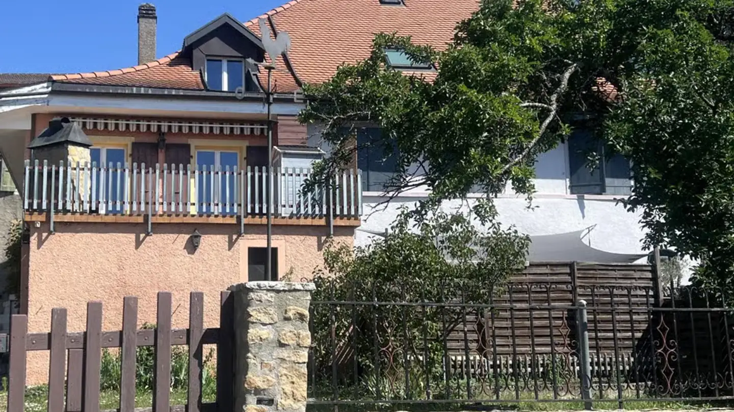 Single house for sale - 2035 Corcelles NE